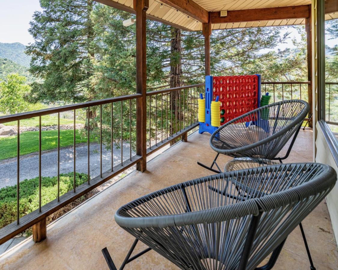 Secluded Mtn Top Family Haven W/Views Spa & Arcade Three Rivers Eksteriør bilde