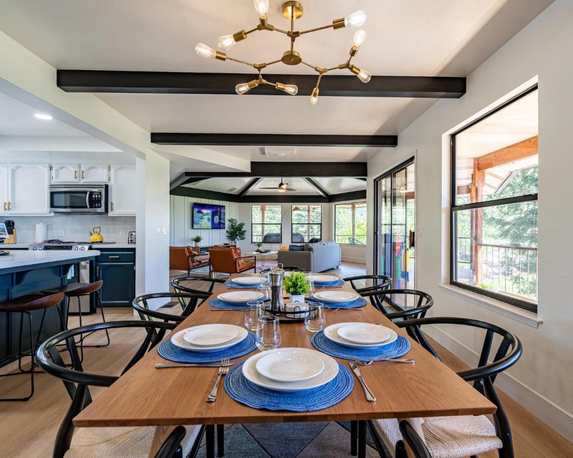 Secluded Mtn Top Family Haven W/Views Spa & Arcade Three Rivers Eksteriør bilde