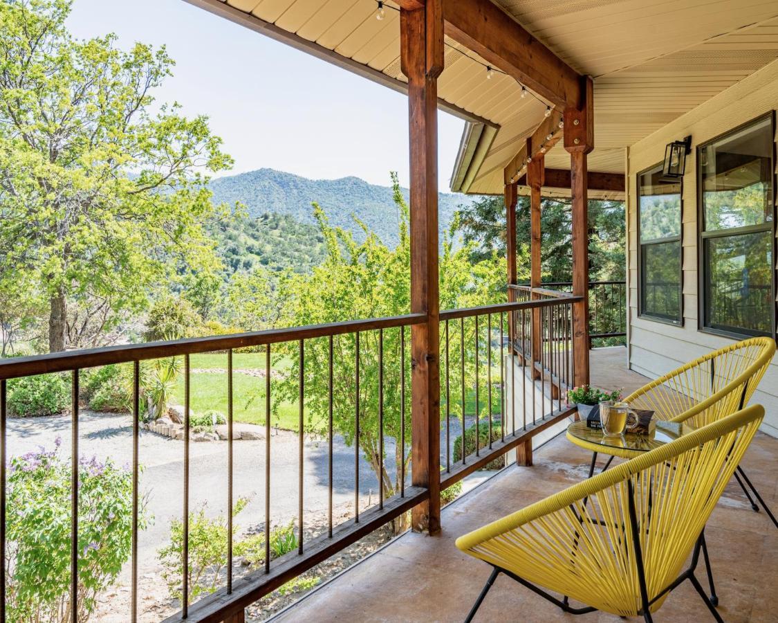 Secluded Mtn Top Family Haven W/Views Spa & Arcade Three Rivers Eksteriør bilde